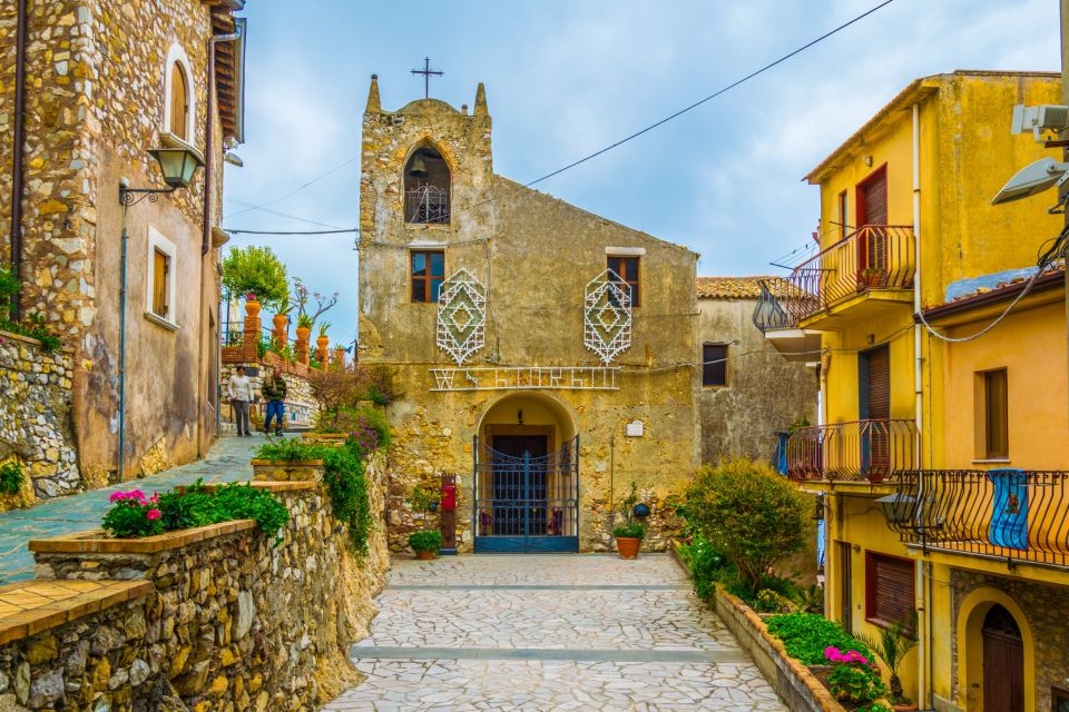 Private Tour of Taormina and Castelmola From Messina - Key Points