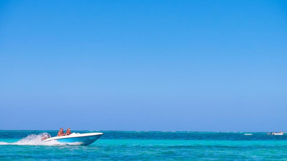 Punta Cana: Guided Speedboat Experience on the Coast - Key Points