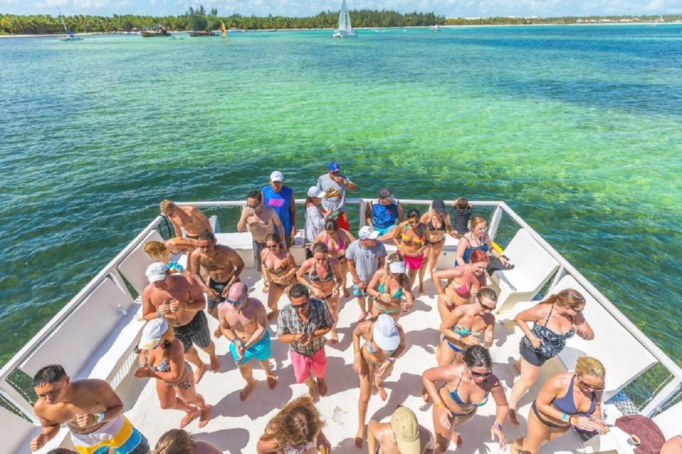 Punta Cana: Sequarium Bavaro Catamaran Trip With Seatrek - Key Points