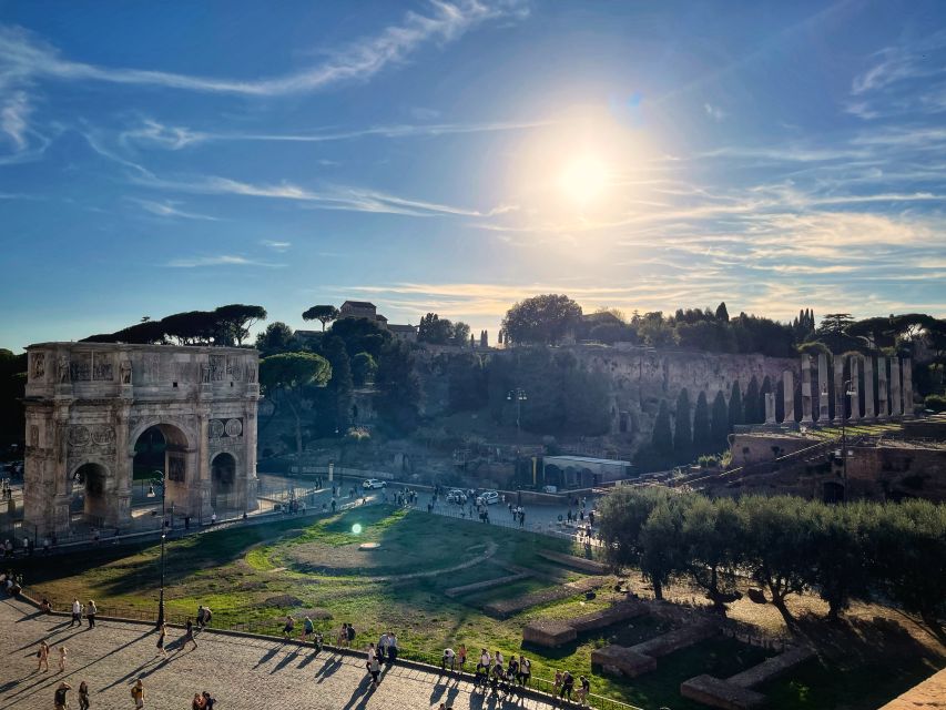 Rome: Private Colosseum, Roman Forum, and Palatine Hill Tour - Key Points