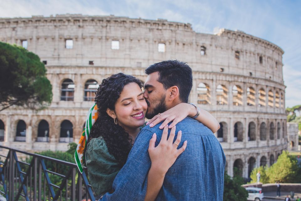 Rome: Private Professional Photoshoot at Colosseum - Key Points