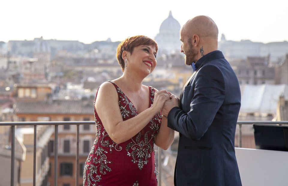 Rome: Rooftop Bar Opera Show - Key Points