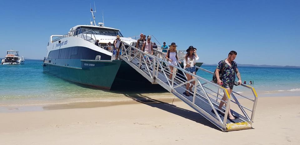 Rosslyn: Great Keppel Island Return Ferry Transfer - Key Points