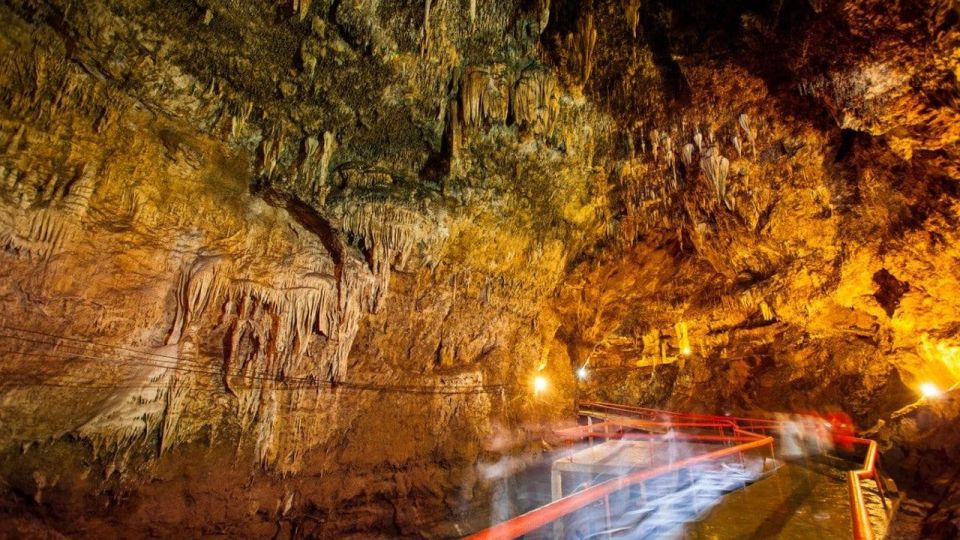 San Cristobal: Rancho Nuevo Caves and Arcotete Tour - Captivating Cavern System Exploration