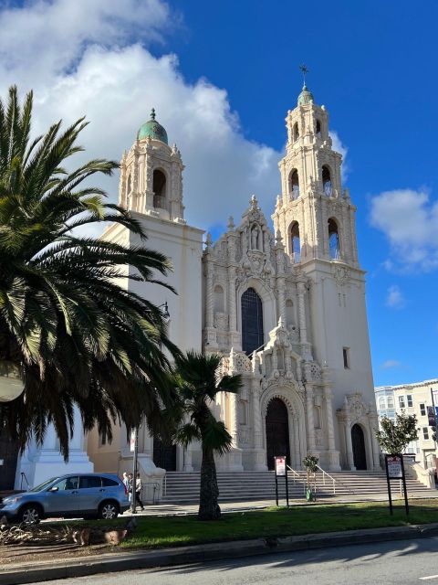 San Francisco: Mission and Castro Districts Tour in English - Key Points