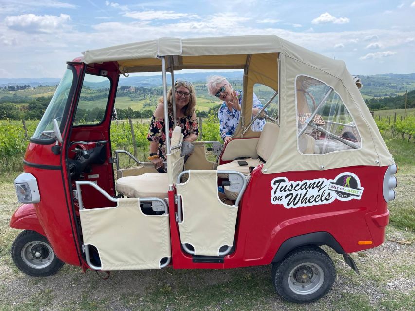 San Gimignano: Chianti Hills Tuk-Tuk Tour for 2 - Key Points