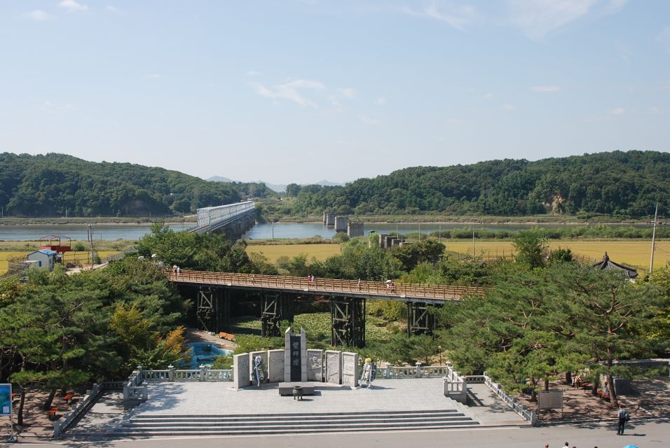 Seoul: DMZ Tour With Hotel Pickup & Suspension Bridge Option - Key Points