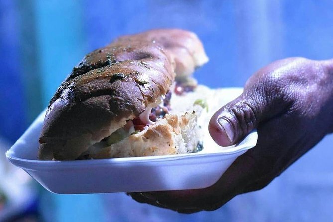 Street Food Evening Tour in Antigua