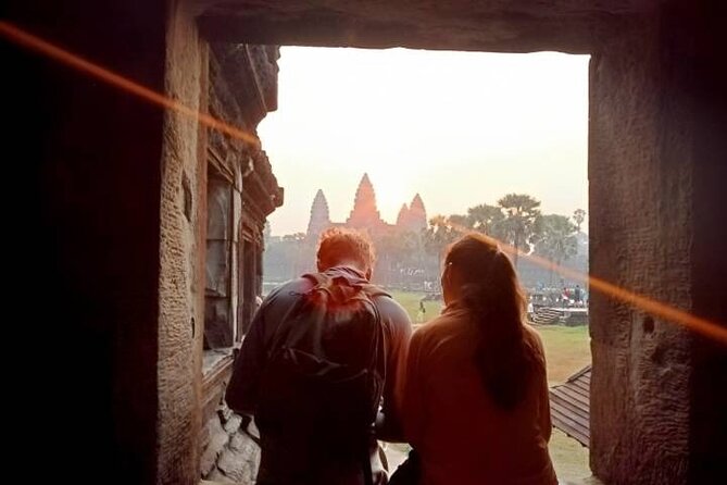 Sunrise Angkor Wat Half Day Join-In Tour (By Luxury Minivan) - Key Points