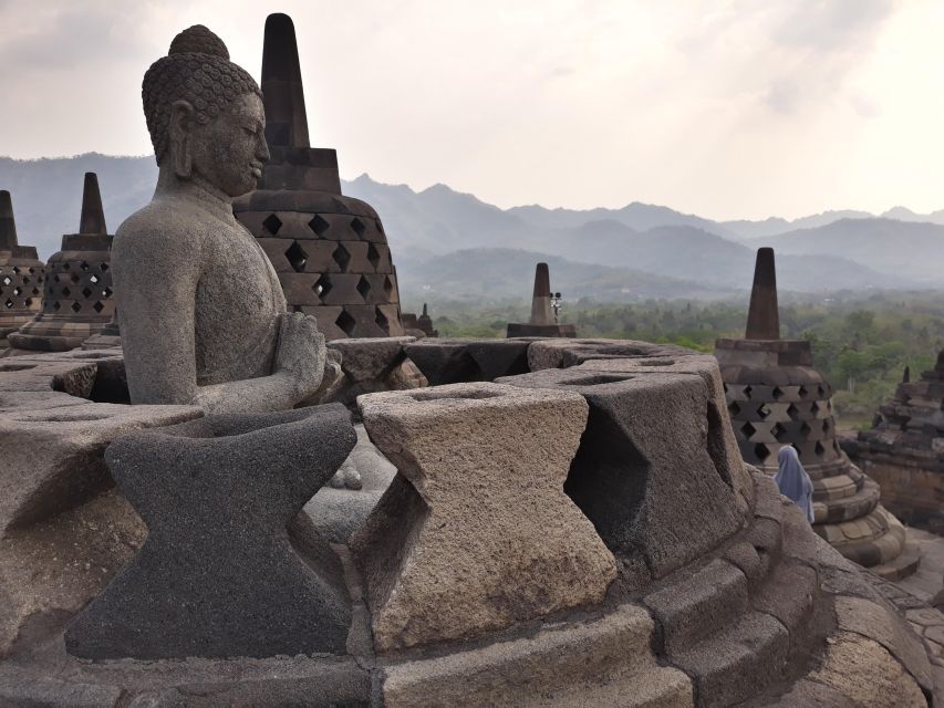 Sunrise Setumbu Hill, Borobudur & Merapi Jeep Lava Tour - Key Points