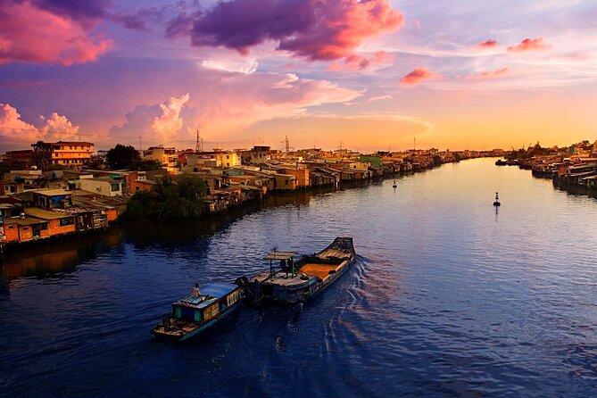 Sunset Cruise in Phnom Penh - One and a Half Hours - Key Points