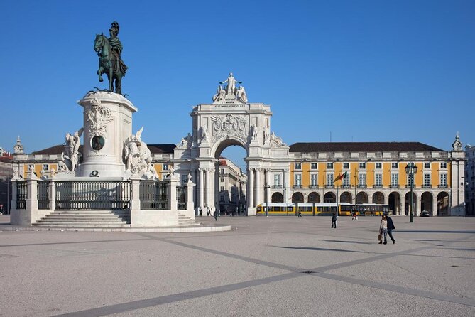 Sunset Sailing Tour On The Tagus River - Key Points