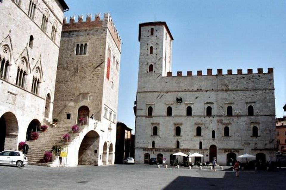 Todi: 2-Hour Private Walking Tour - Tour Overview