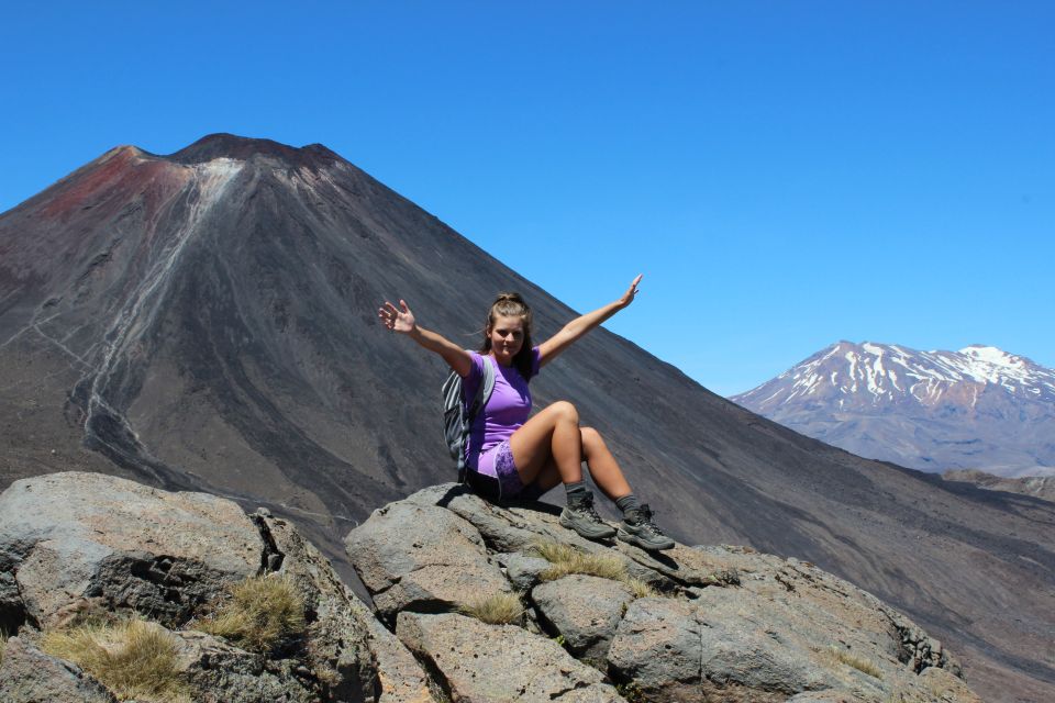 Tongariro Alpine Crossing: Premium Guided Hike - Key Points