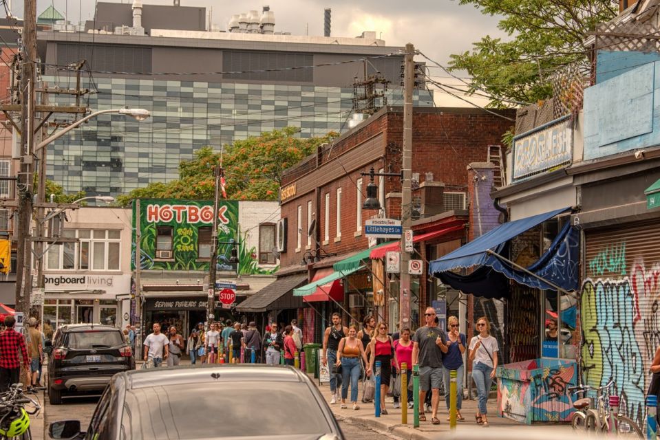 Toronto: E-Scooter City Highlights Tour | 3-Hour - Key Points