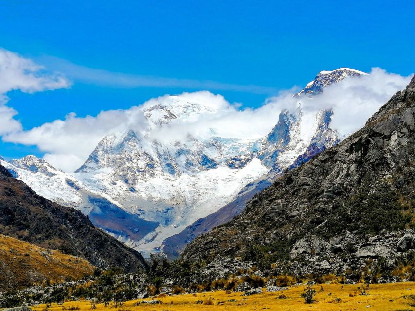 Trekking of the 4 Lakes: Ahuac, Mullaca, Carhuac, and Radian, Today - Key Points