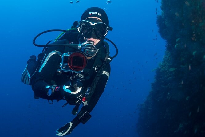 Two Morning Dives in Gozo for Certified Diver - Key Points