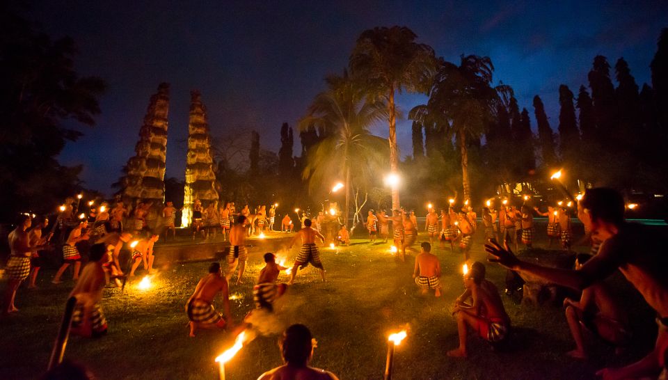 Ubud: Kecak Dance and Royal Balinese Resort Dinner Ticket - Key Points