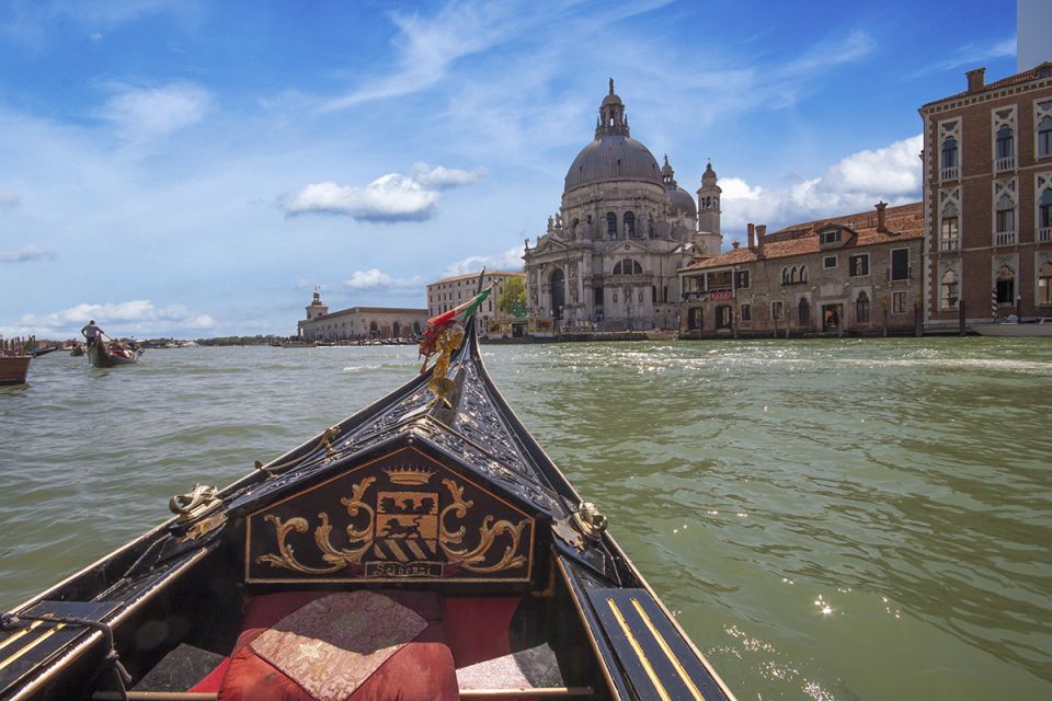 Venice: Private Gondola Ride for up to 5 People - Key Points