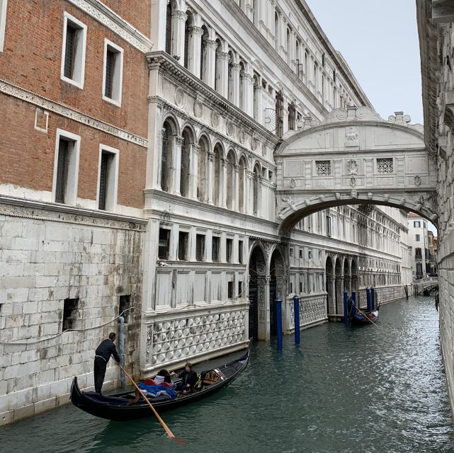 Venice: Private Guided Walking Tour at Sunset - Key Points