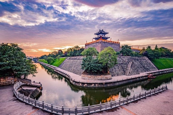 Xian Terracotta Warriors and City Wall Private Day Tour - Tour Overview and Highlights