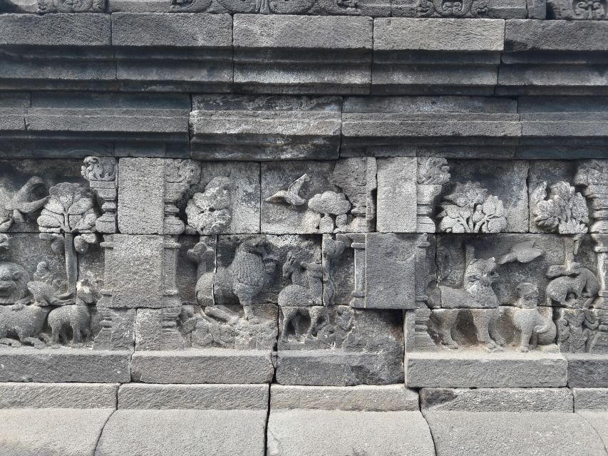 Yogyakarta: Borobudur Climb to the Top and Prambanan Tour - Key Points