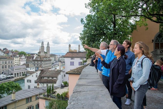 Zurich Old Town Walking Tour - Exploring Zurichs Colorful History
