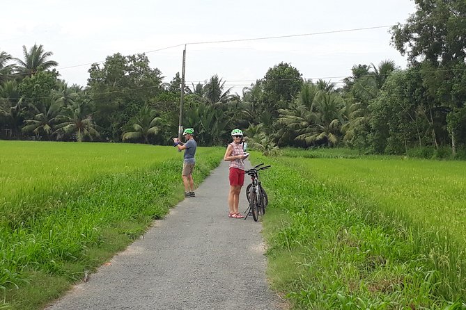 02 -Days: Experience Mekong Delta Countryside By Bike & Boat.