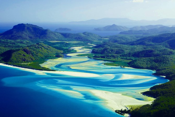 1-Hour Whitsunday Islands and Heart Reef Scenic Flight