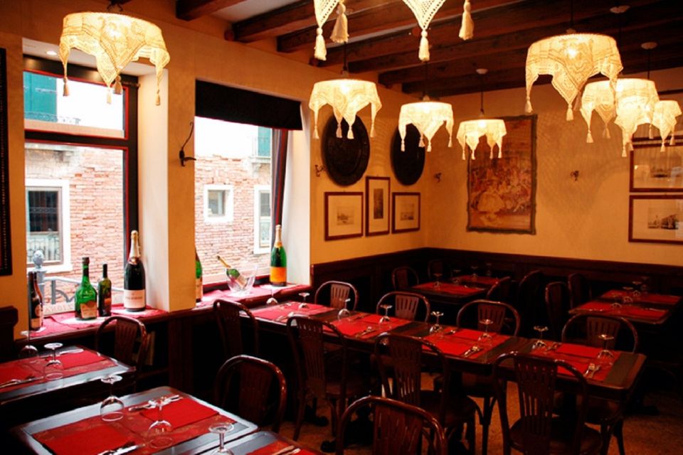 2-Course Dinner in a Typical Venetian Restaurant