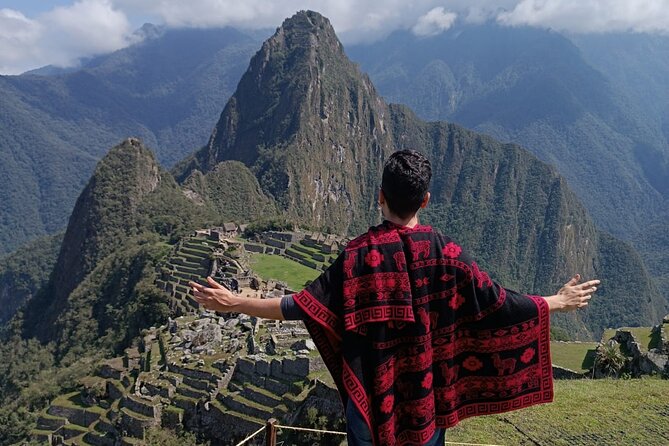 2-Day Guided Tour to Machu Picchu by Train