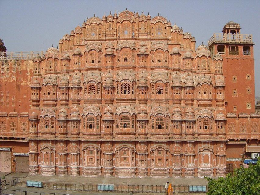 2-Day Private Jaipur Overnight Tour by Car From Delhi