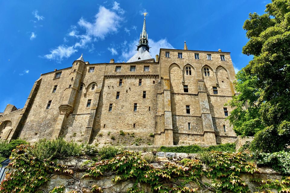 2-day Private Mont Saint-Michel, D-Day, Normandy by Mercedes