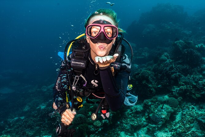 2 Days & 1 Night - 2 Dives in Lembongan/Penida (For Certified Divers)