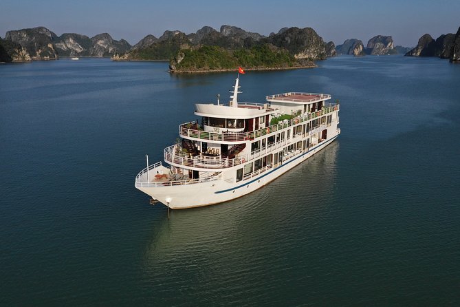 2 Days Ha Long Sapphire Cruise