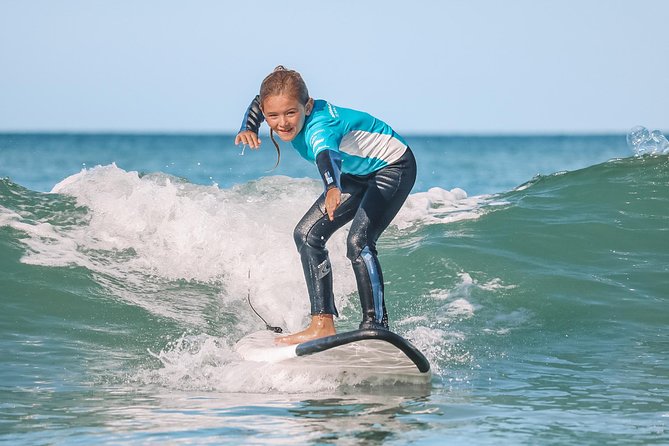 2 Hour Surf Lesson – Te Arai Beach