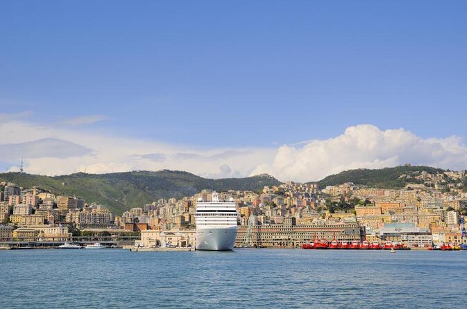 2 Hours Private Historical Tour in Genoa