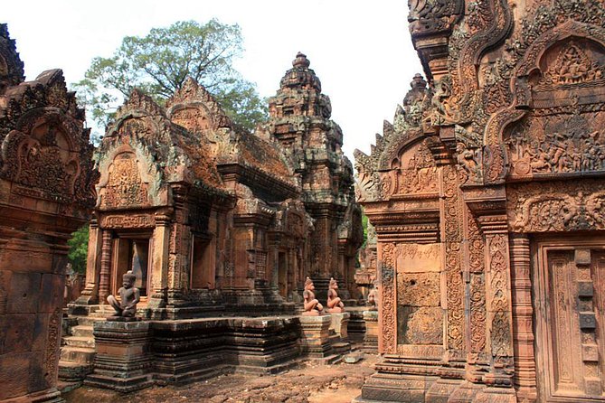 3-D Angkor Temples With One Sunrise