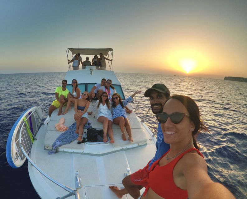 3-Hour Boat Trip at Sunset With the Sighting Delfini - Experience Overview