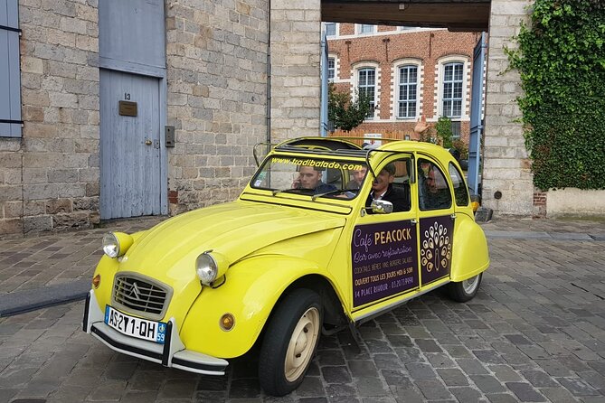 30-Minutes Private Guided Tour of Lille by Convertible 2CV