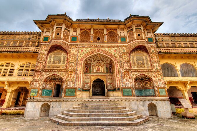 4 Days Golden Triangle Tour( Delhi Agra Jaipur Tour)