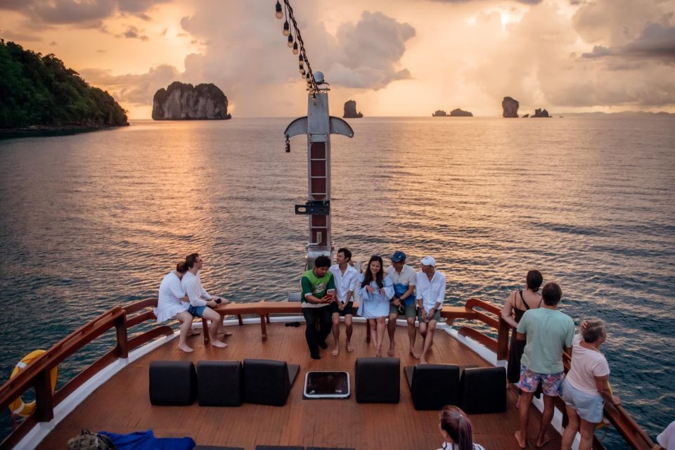 4 Island& Sunset By Cruis Dinner M/Y Lalida Cruise