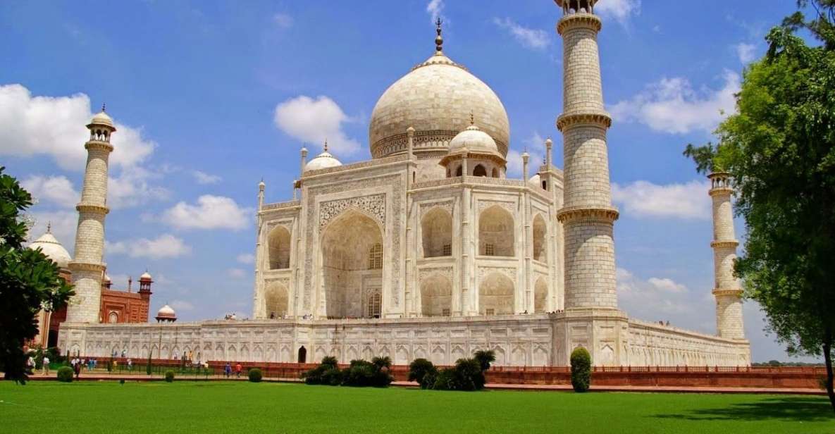 4 Night / 5 Days: Golden Triangle Tour Delhi -Agra -Jaipur.