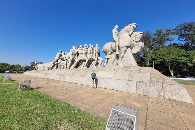 5 Hour Private Guided Tour of São Paulo With Fruit Tasting