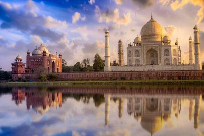 6 Day Golden Triangle With Ranthambore – Taj Mahal Sunset/Sunrise