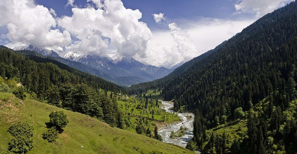 6 Days Kashmir Tour With Gulmarg, Pahalgam and Sonamarg