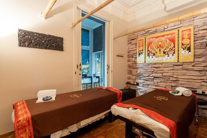 60 Min Balinese MASSAGE at THAI SPA MASSAGE BARCELONA - Location and Accessibility