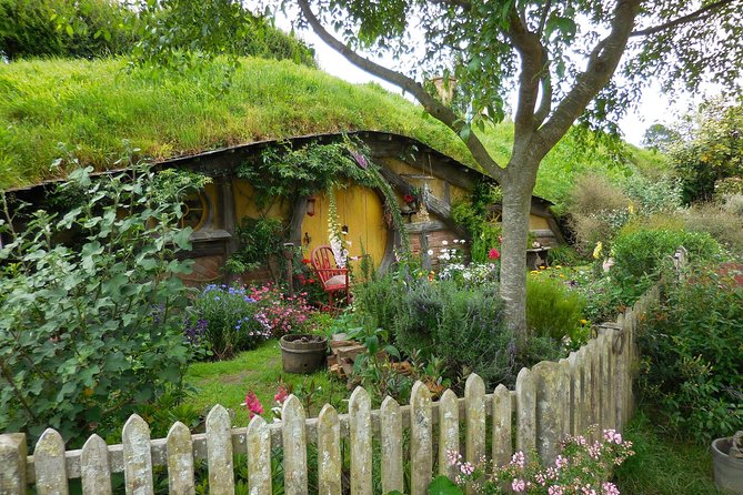 6hr Hobbiton Movie Set Tour – Departs Tauranga