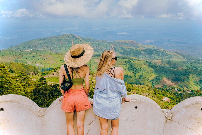 8 Days Private Guided Multi Day Tour in Sri Lanka