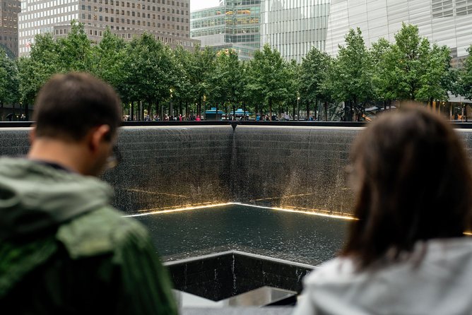 9/11 Memorial and Ground Zero Walking Tour With Optional 9/11 Museum